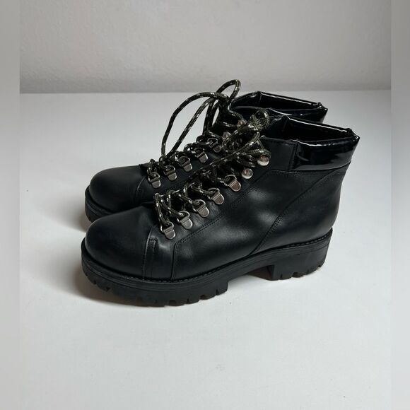 Urban Outfitters Leather Ankle Boots  Black Lace up Size 6 - Picture 7 of 11